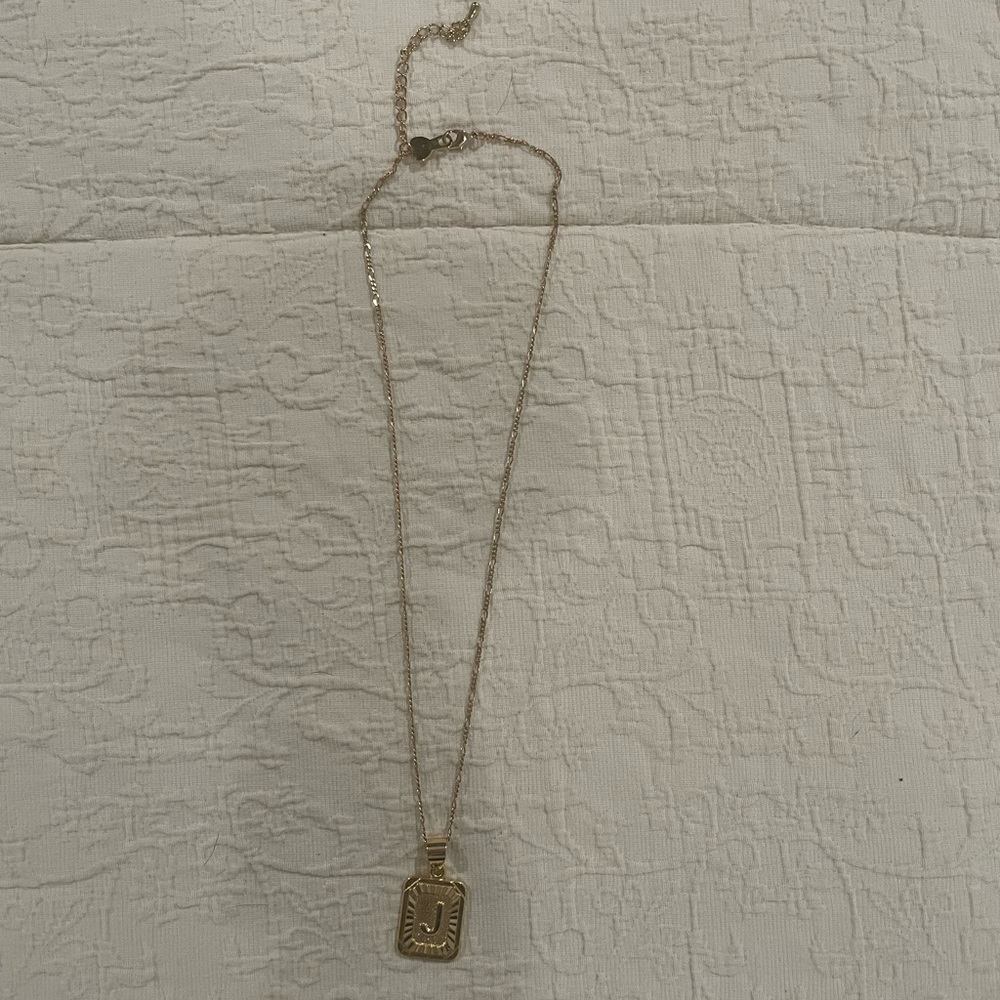 Bracha initial pendant necklace